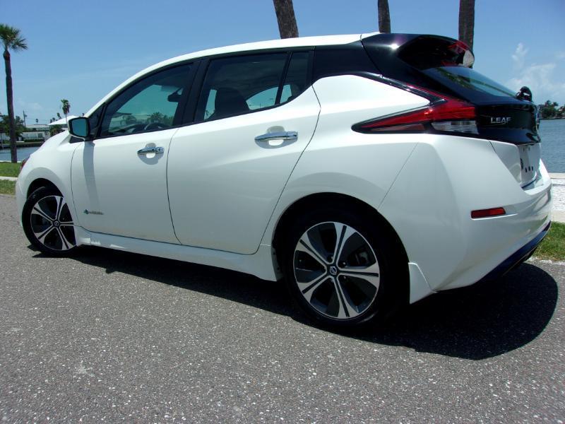 Nissan Leaf SV 2018