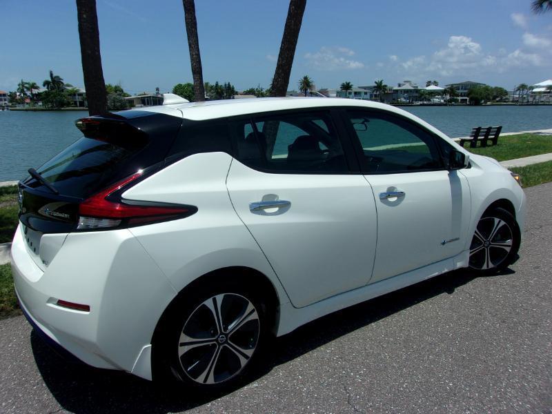 Nissan Leaf SV 2018