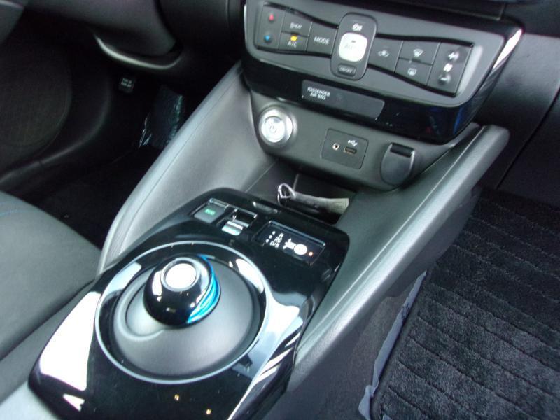 Nissan Leaf SV 2018