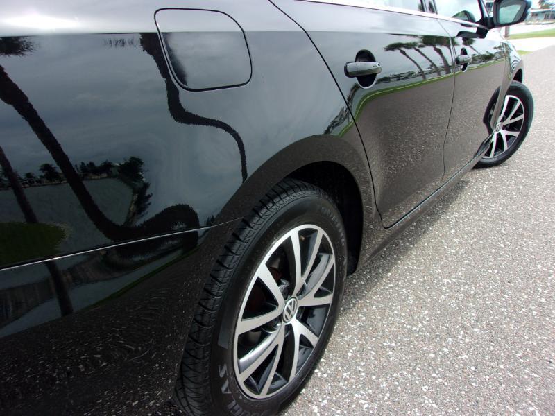 Volkswagen Jetta 1.4T SE Manual 2017