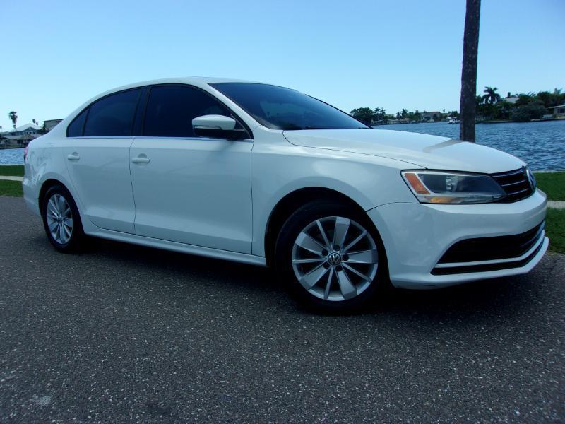 Volkswagen Jetta SE 2015