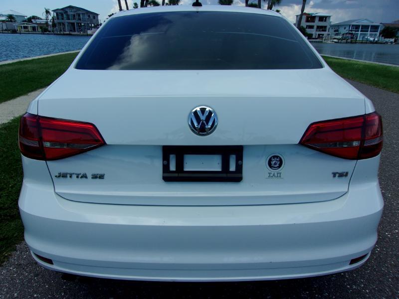 Volkswagen Jetta SE 2015