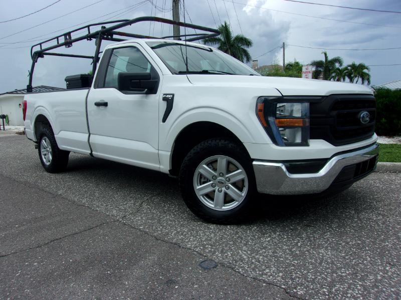 Ford F-150 XL 2WD Reg Cab 8' Box 2023