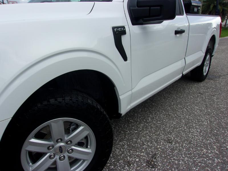 Ford F-150 XL 2WD Reg Cab 8' Box 2023