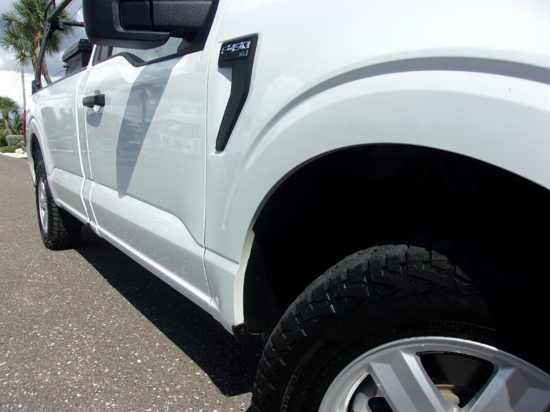 Ford F-150 XL 2WD Reg Cab 8' Box 2023