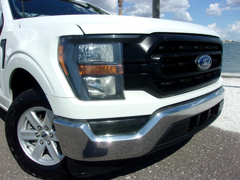 Ford F-150 XL 2WD Reg Cab 8' Box 2023