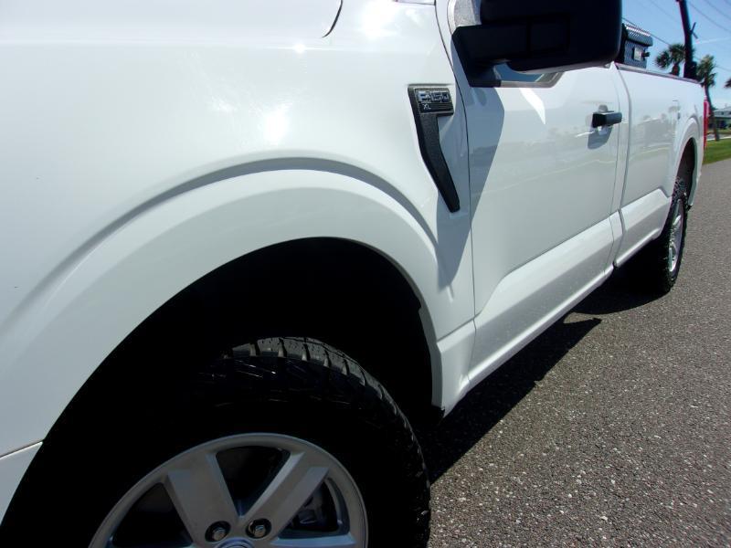 Ford F-150 XL 2WD Reg Cab 8' Box 2023