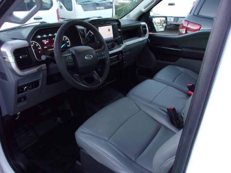 Ford F-150 XL 2WD Reg Cab 8' Box 2023