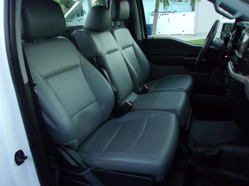 Ford F-150 XL 2WD Reg Cab 8' Box 2023