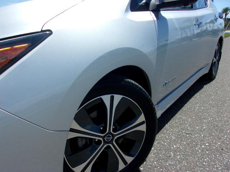 Nissan Leaf SL 2019