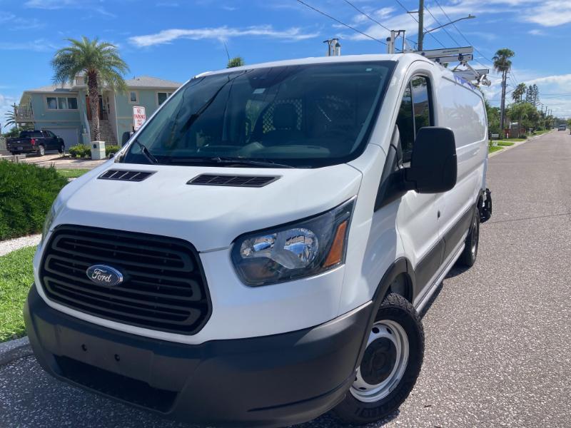 Ford Transit 150 Van Low Roof w/Sliding Pass. 130-in. WB 2019