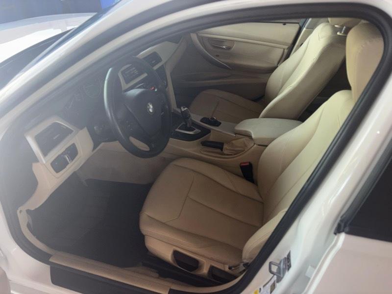 BMW 3-Series 320i Sedan 2015