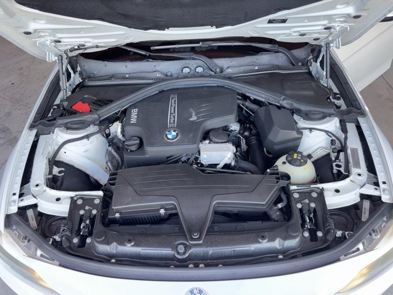 BMW 3-Series 320i Sedan 2015