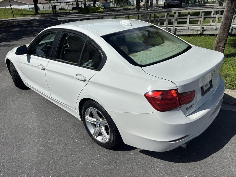 BMW 3-Series 320i Sedan 2015