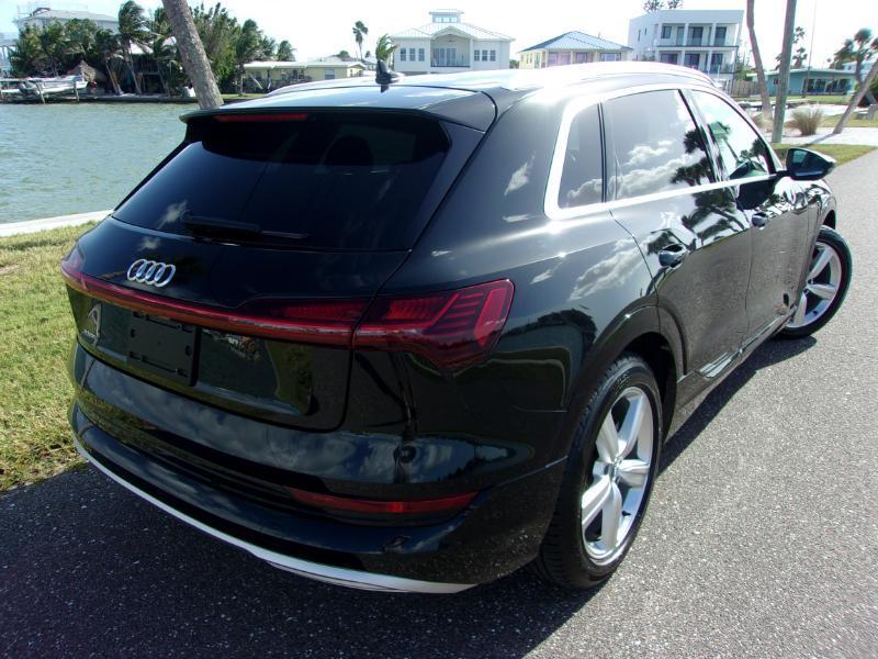 Audi E-Tron Prestige quattro 2019