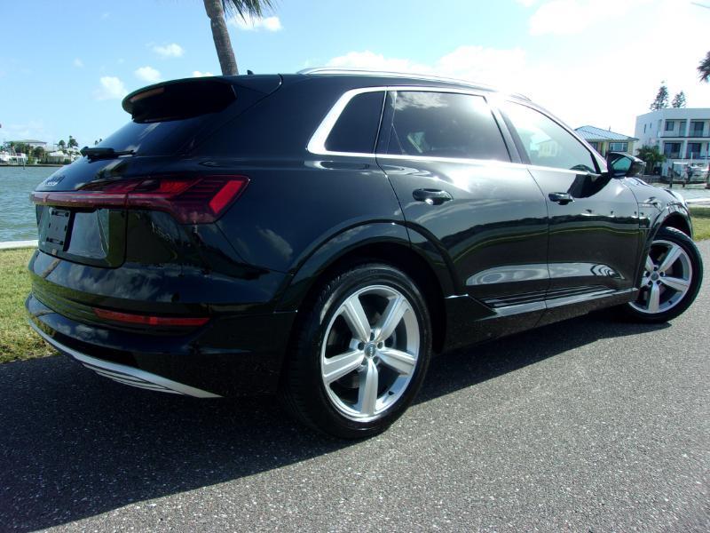 Audi E-Tron Prestige quattro 2019