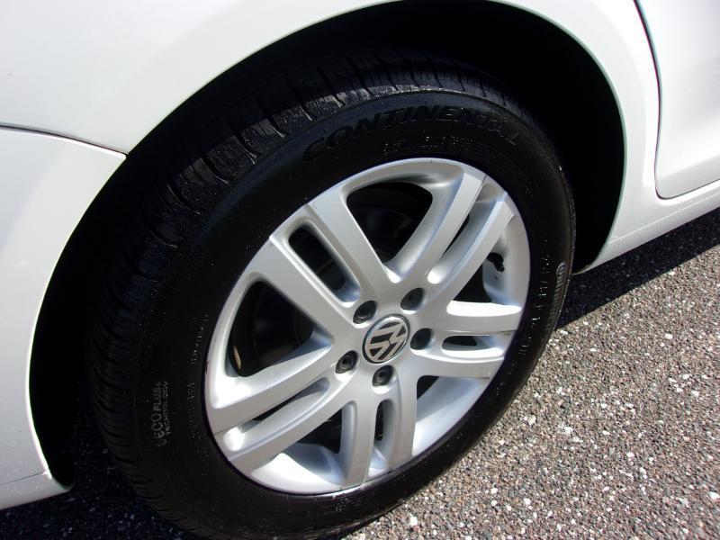 Volkswagen Jetta SportWagen 2.0L TDI 2013