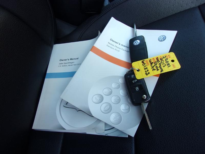 Volkswagen Jetta SportWagen 2.0L TDI 2013
