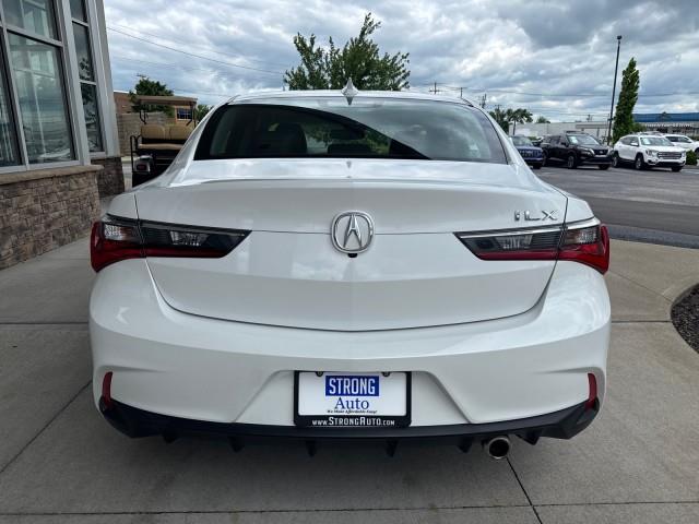 Acura ILX  2022