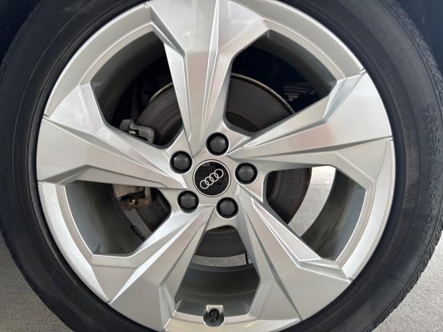 2022 Audi Q5 S line Premium Plus photo 4