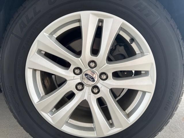 2018 Ford Explorer XLT photo 4