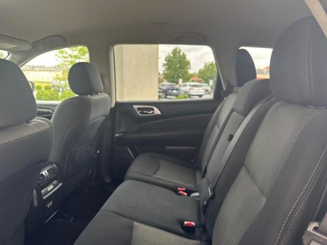 Nissan Pathfinder  2020