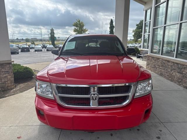 2008 Dodge Dakota SLT photo 2