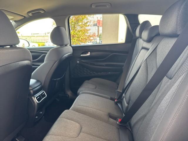2023 Hyundai Santa Fe SE photo 4