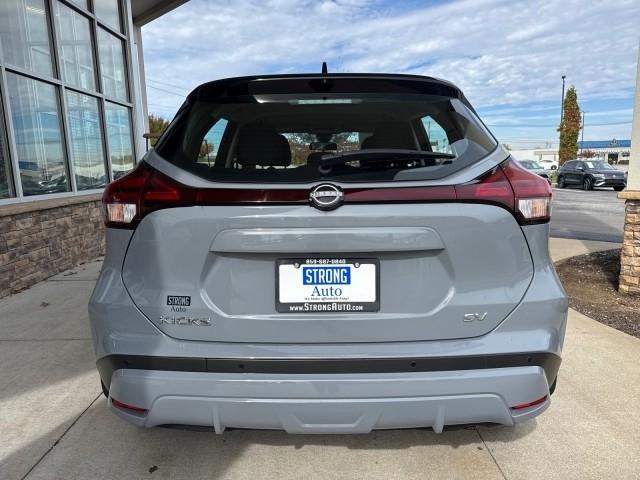 Nissan Kicks  2023