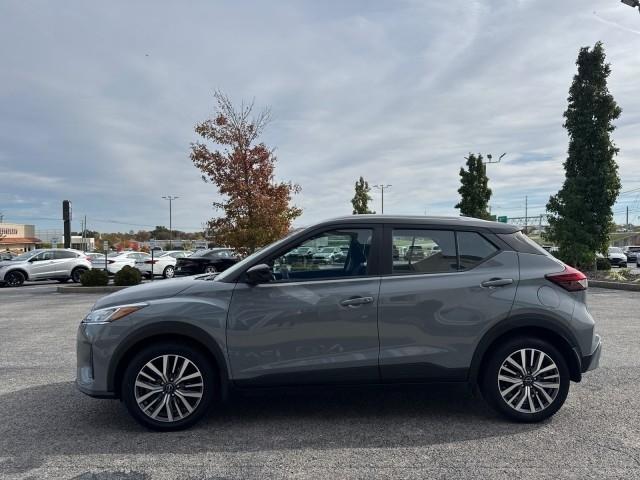 Nissan Kicks  2023