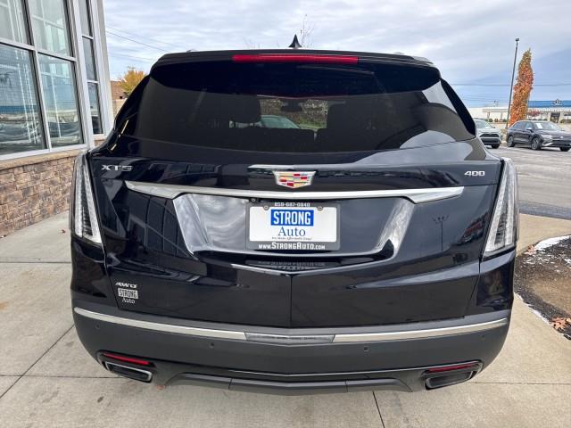 Cadillac XT5  2021