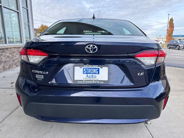 2022 Toyota Corolla LE photo 3