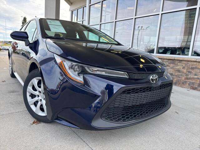 2022 Toyota Corolla LE's photo