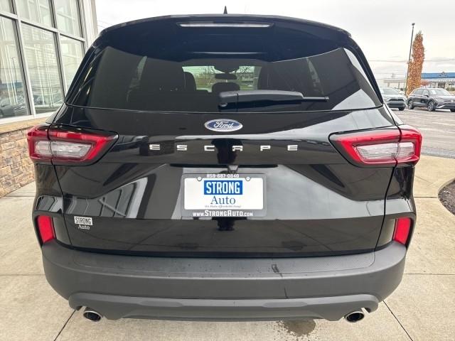 Ford Escape  2025