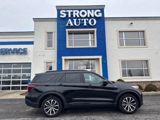 Ford Explorer  2023