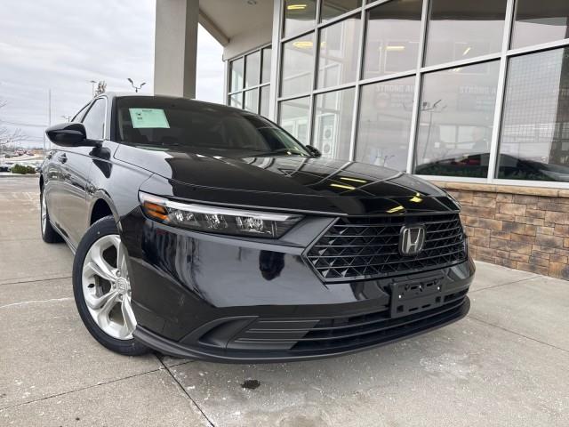 2023 Honda Accord LX's photo