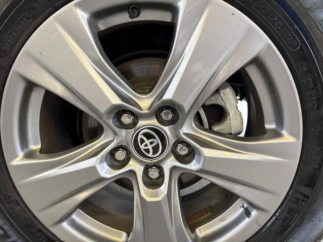 2024 Toyota RAV4 XLE photo 3