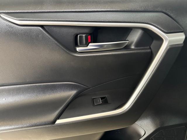 2024 Toyota RAV4 XLE photo 4
