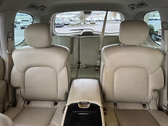 2023 Infiniti QX80 Luxe photo 3