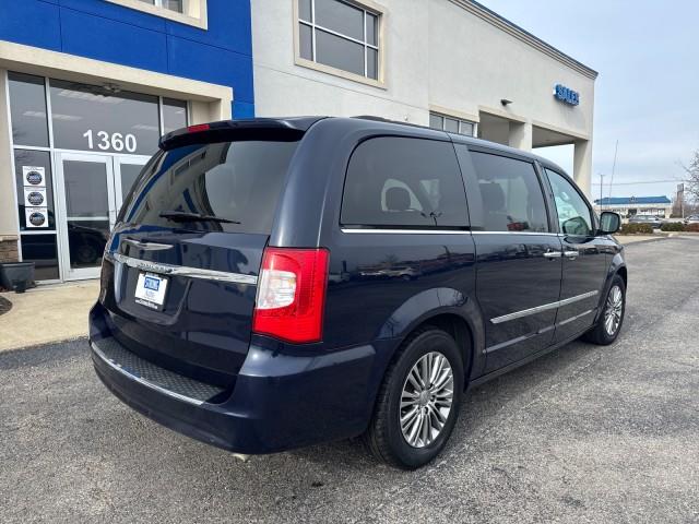 Chrysler Town & Country  2015