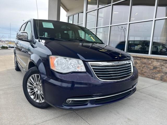 2015 Chrysler Town & Country Touring-L