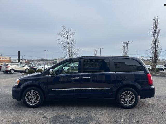 Chrysler Town & Country  2015