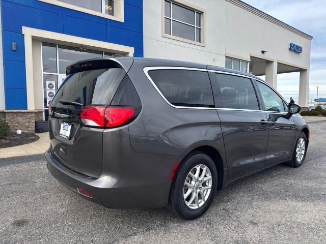 Chrysler Voyager  2023