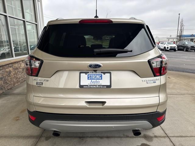 Ford Escape  2017