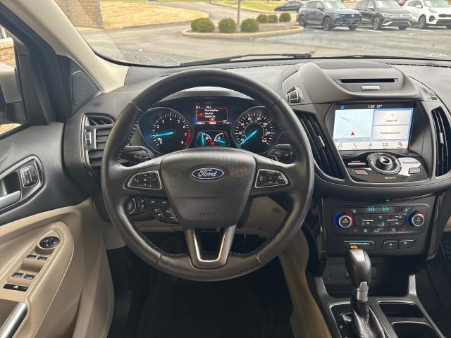 Ford Escape  2017