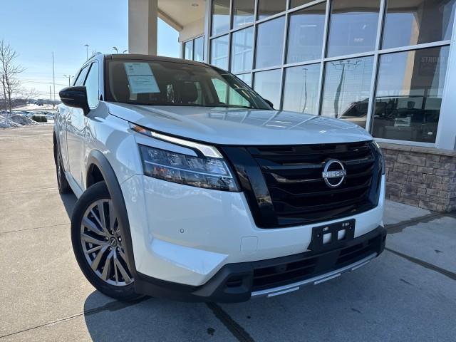 Nissan Pathfinder  2024