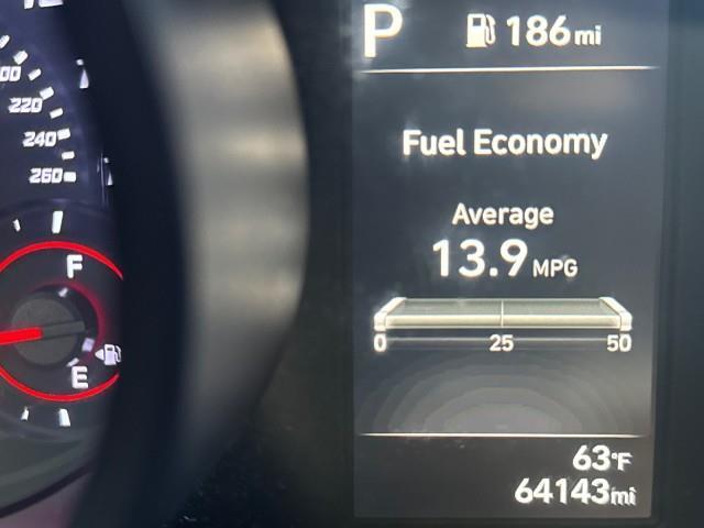 Hyundai Elantra  2022