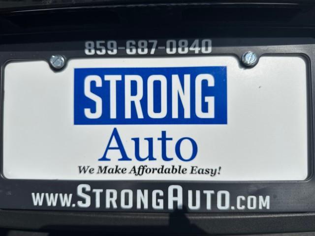 Hyundai Elantra  2022