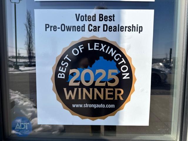 Hyundai Elantra  2022