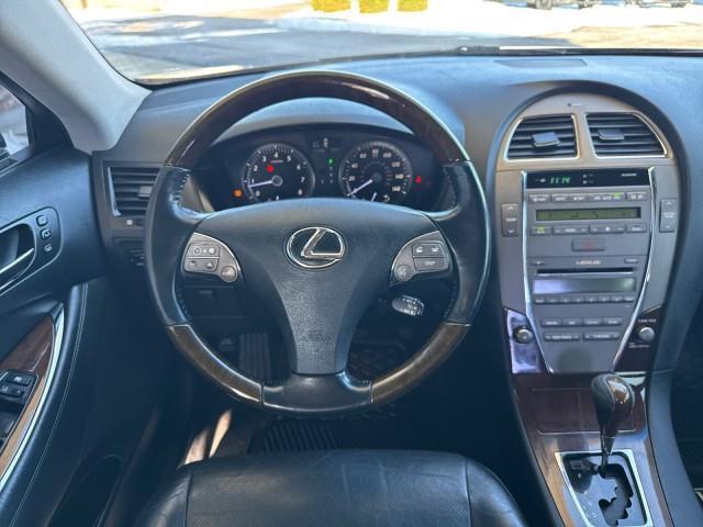 Lexus ES 350  2010